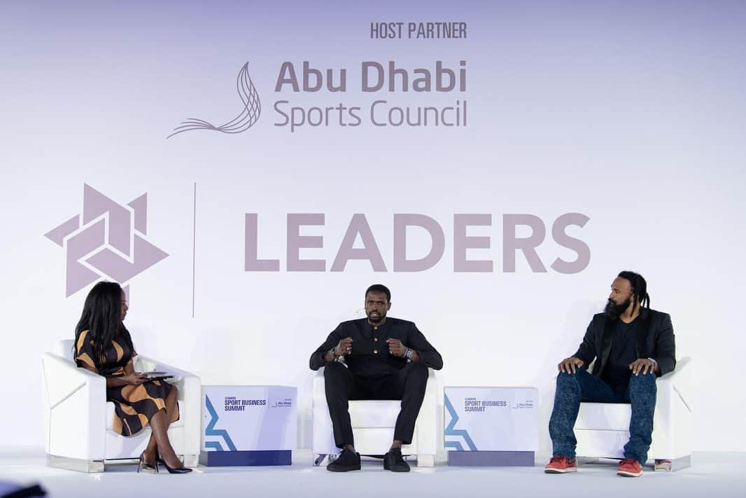 ルオル・デンのインスタグラム：「At the #LeadersinSportSummit today, @msbennybonsu, @ronnyturiaf, and I talked about the power of athletes controlling their own narratives. It's time to take ownership of your story and use it to inspire others! From social media to traditional media, we covered it all.  #athleteinspiration #sportsindustry #sportsbiz #athletenarratives @leadersinsport_」