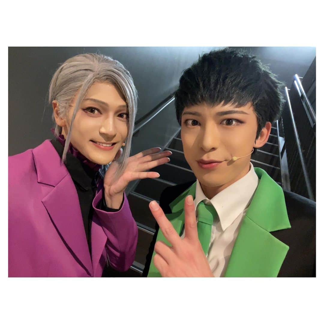 上田堪大さんのインスタグラム写真 - (上田堪大Instagram)「#MANKAISTAGE #A3 #act2 #エーステ #全39公演 #ありがとうございました #冬組 #ずっと #運命共同体」3月2日 12時56分 - kandai_1021