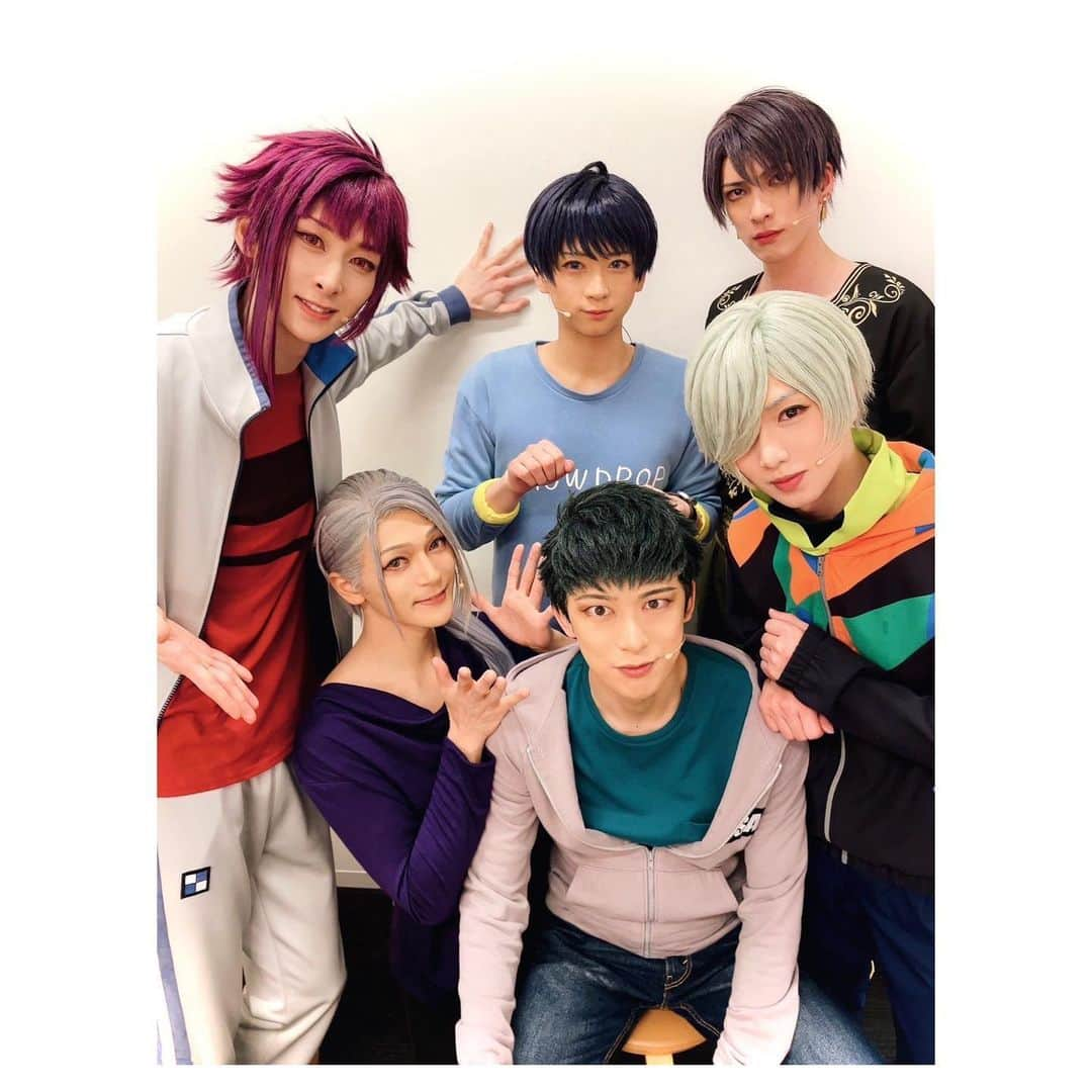 上田堪大さんのインスタグラム写真 - (上田堪大Instagram)「#MANKAISTAGE #A3 #act2 #エーステ #全39公演 #ありがとうございました #冬組 #ずっと #運命共同体」3月2日 12時56分 - kandai_1021