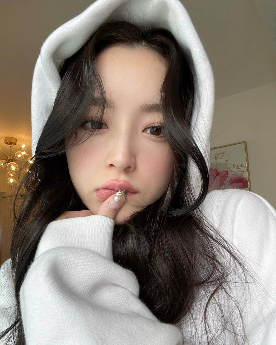 のインスタグラム：「Hi, bunnies🐰 I hope so you guys and me a wonderful March.」