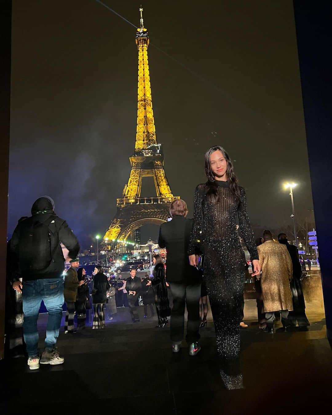 水原希子 さんのインスタグラム写真 - (水原希子 Instagram)「The @ysl show was perfection! Merci @anthonyvaccarello 🖤 So happy to be back in Paris🇫🇷🌹  Thank you @canakoxx for make up & @ayakuraoka for the hair❣️」3月3日 2時01分 - i_am_kiko