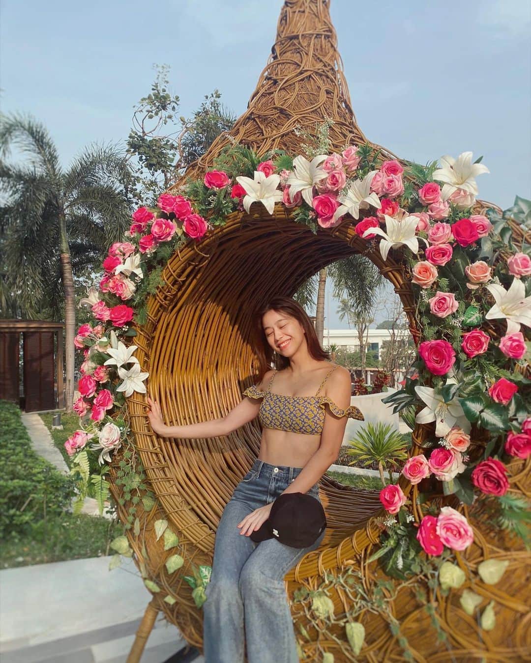 大見謝葉月のインスタグラム：「ラスト🇹🇭投稿♩ 最終日にやっと入れたプール💗🤍 初パタヤ最高でした✨」