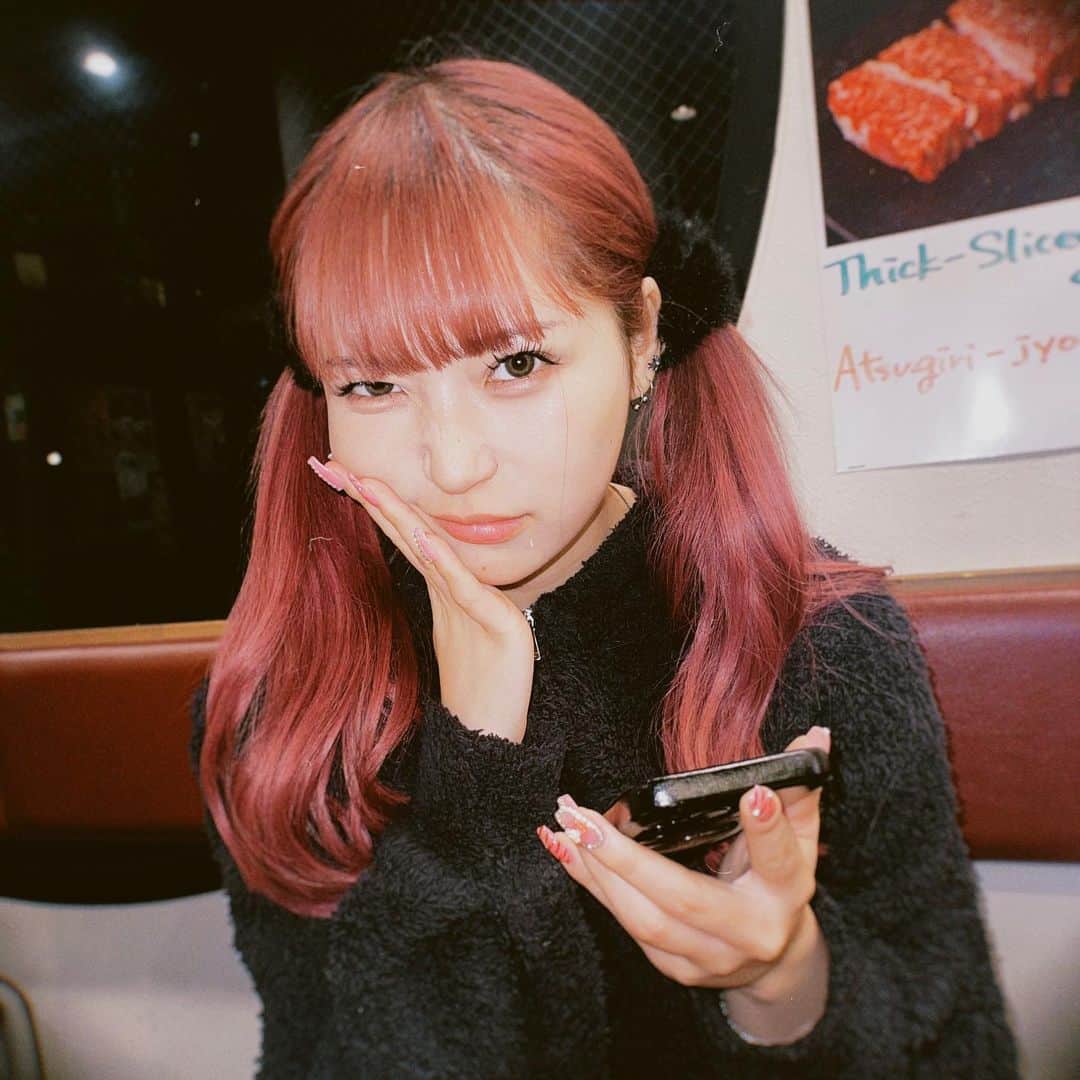 ぴぐもんのインスタグラム：「世界でいちばん大好き！ お誕生日おめでとう！ 生まれ変わってもずっと一緒にいるもん！」
