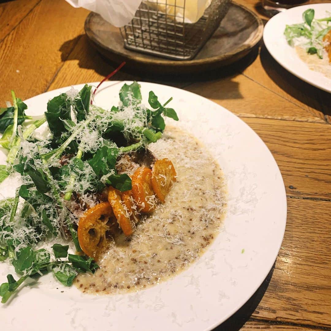 小山内花凜さんのインスタグラム写真 - (小山内花凜Instagram)「⁡ ⁡ ここ最近 外食の予定があり 楽しく過ごしていました〜 ⁡ 好きな人たちと食べるご飯は やっぱり美味しいです。 沢山笑って幸せです🤍 ⁡ ⁡」3月2日 18時38分 - karin_osanai