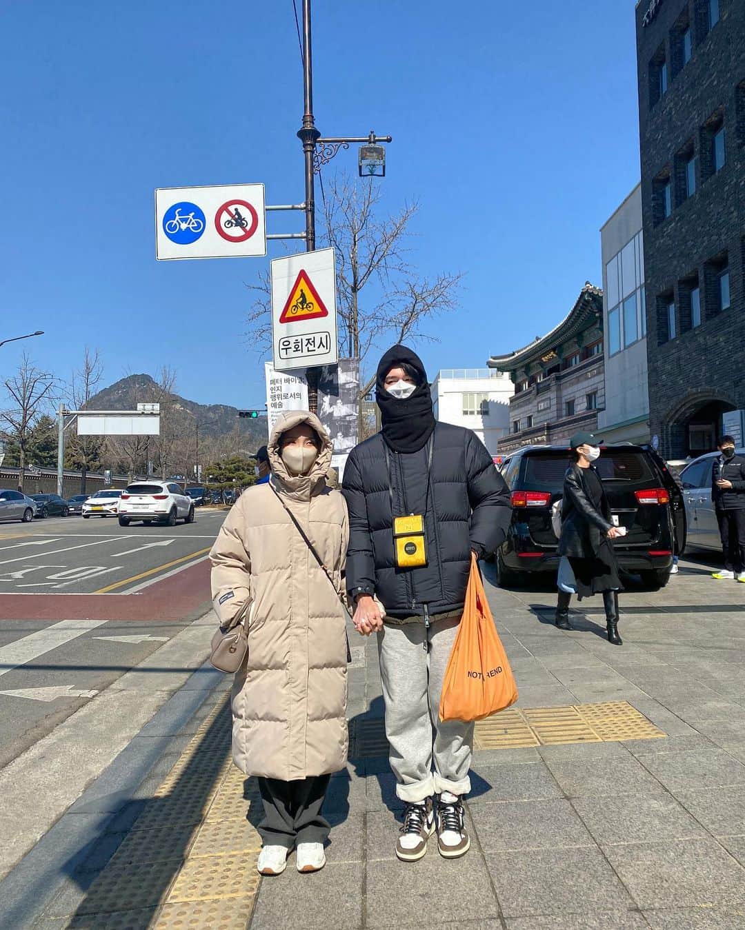 KANAMIさんのインスタグラム写真 - (KANAMIInstagram)「・ 韓国のおもひで📸 スライドしてミテネ🇰🇷🫧  #ありがとう @mayaka_icnh 🤍 #またすぐ行く #初日で #25000歩歩きました #食べて歩いてまた食べて #korea #韓国」3月2日 18時58分 - kanami_0530