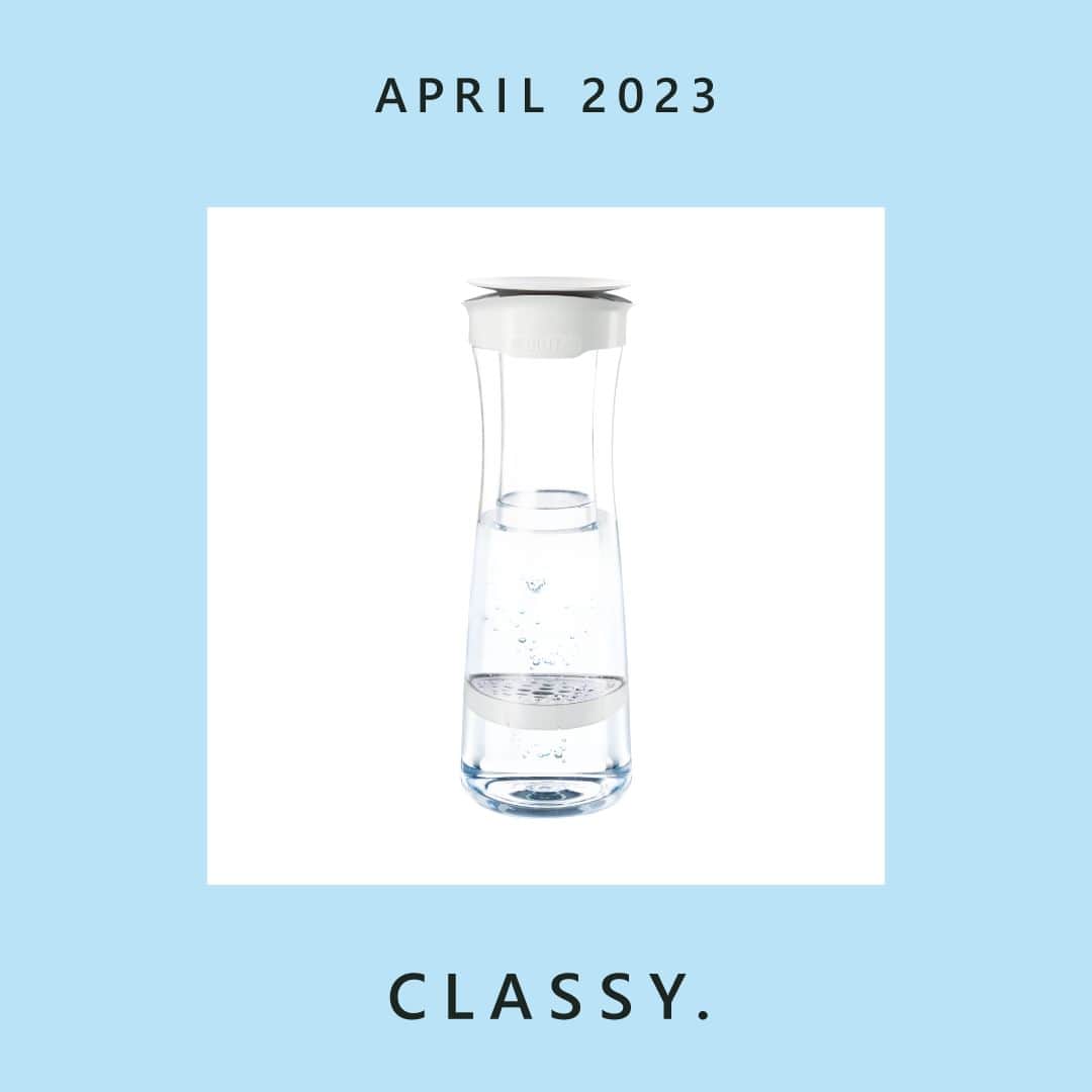のインスタグラム：「【メディア掲載情報】CLASSY.4月号【心地よい空間のつくりかた】でカラフェ型浄水器 が紹介されました。 ぜひご覧ください！  カラフェはグッドデザイン賞も受賞したスタイリッシュなデザインで、どんなインテリアとも相性がよく、食事の際、テーブルに置いておいてもサマになります😊  #ブリタ #brita #浄水器 #浄水ポットが映ってる  #カラフェ #グッドデザイン賞 #ブリタのある生活 #ペットボトルよりブリタ #sdgs #環境問題 #エコ #サスティナブル #サステイナブル #サステナブル」
