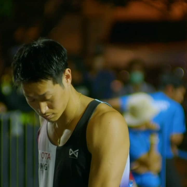 山本聖途のインスタグラム：「Thank you for great meeting @goldenflyseries2023bangkok   opening my outdoor season 2023. Result was not good for me😭I need to change some techniques and ways of thinking 😅  My season has just started and story starts here⭐️  Love Thailand🇹🇭  #polevault #goldenflyseries  #essx #thailand」