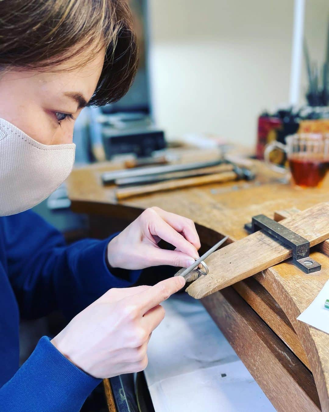 早霧せいなのインスタグラム：「指輪作りのワークショップへ行ってきました！自分で作る世界で一つのオリジナルリング✨シンプルだけど愛着が半端ない。」