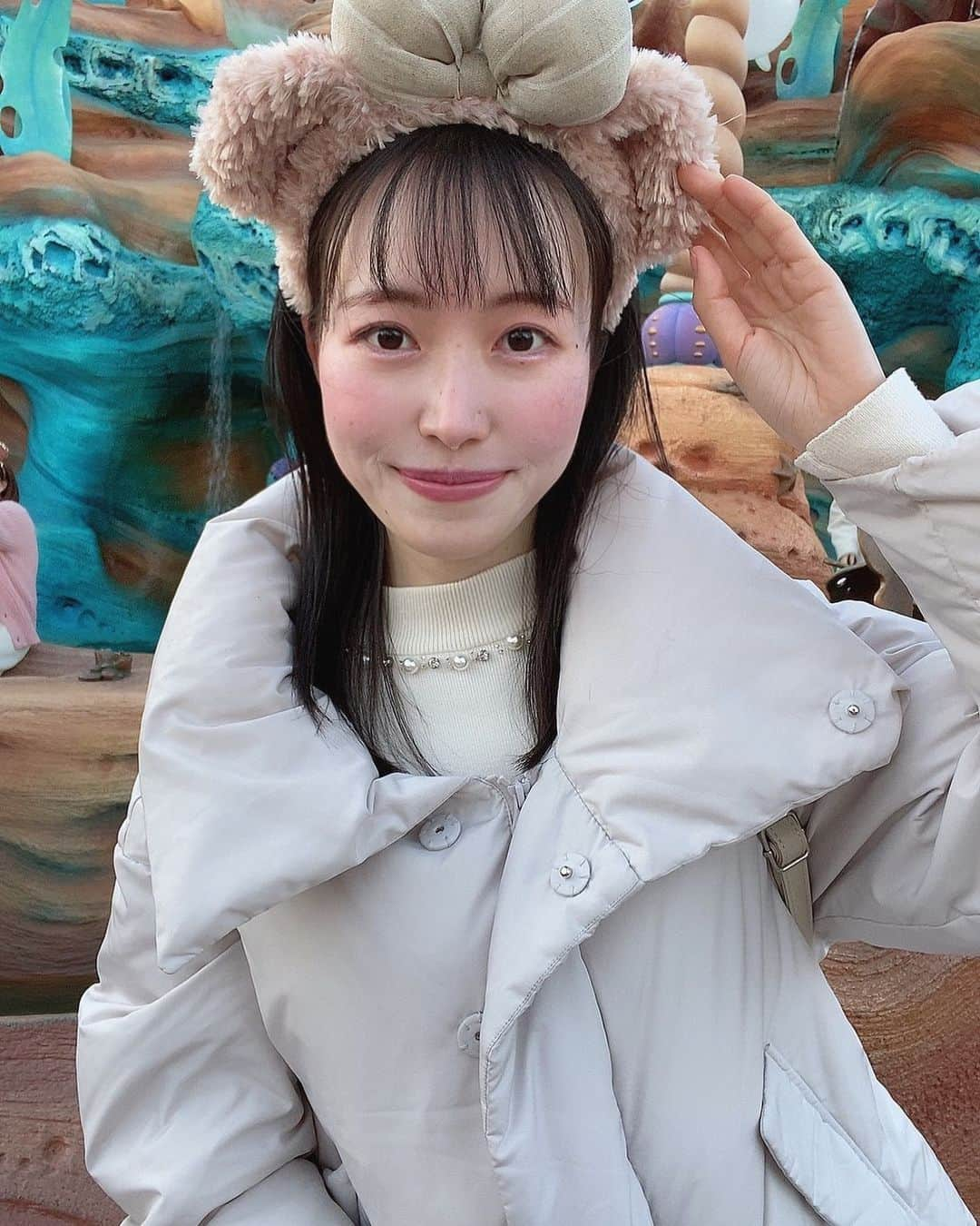 鈴木真由のインスタグラム：「🧸✨   #ディズニーシーコーデ  #ダッフィーコーデ」