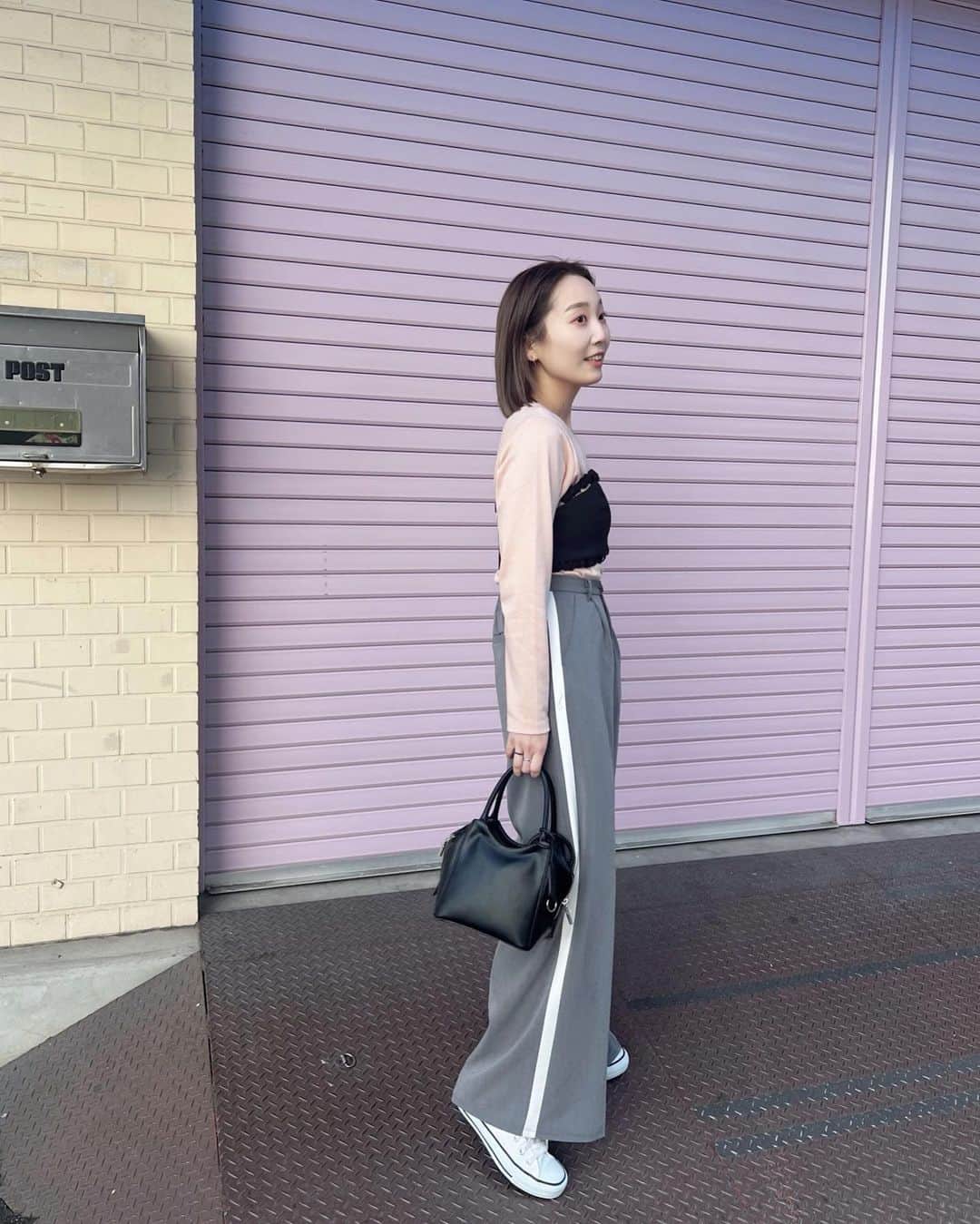 tappy1119のインスタグラム：「今日のピンク🌷 やっぱ春はピンクが着たくなるし、 付けたくなる(^.^)  new bagと共に.... ♡」