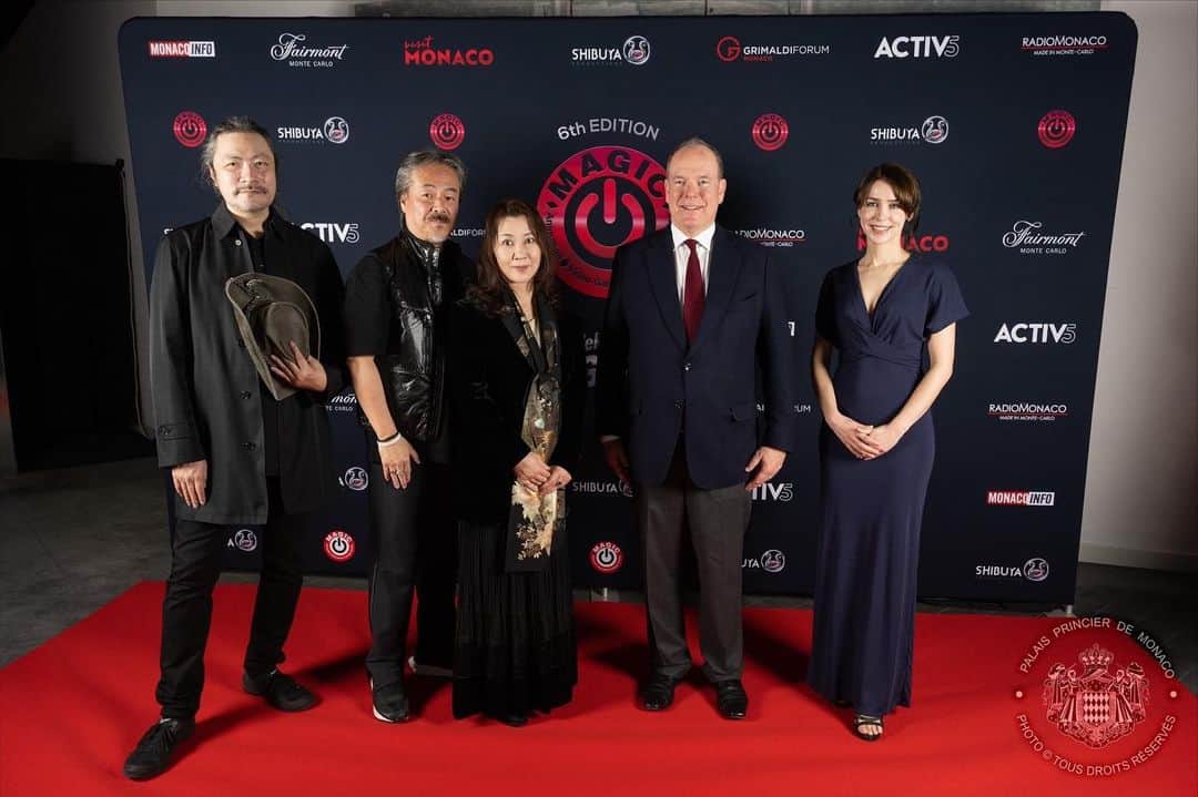 ステファニー・ヨーステンのインスタグラム：「Gala dinner of MAGIC 2023 by Shibuya Productions in the presence of H.S.H. Prince Albert II of Monaco Credit : Axel Bastello / Palais Princier @magic_monaco @cedric_biscay」