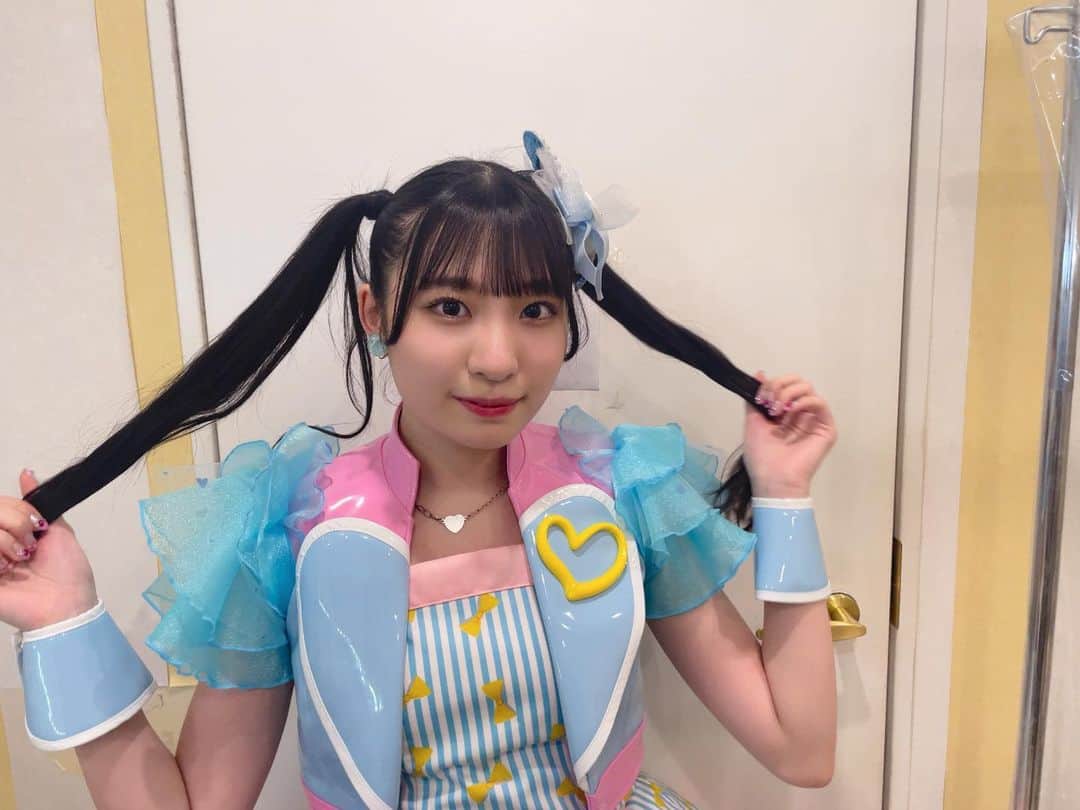のインスタグラム：「恋せよ乙女エクスプロージョン!👧🏻🎀💞🌙」