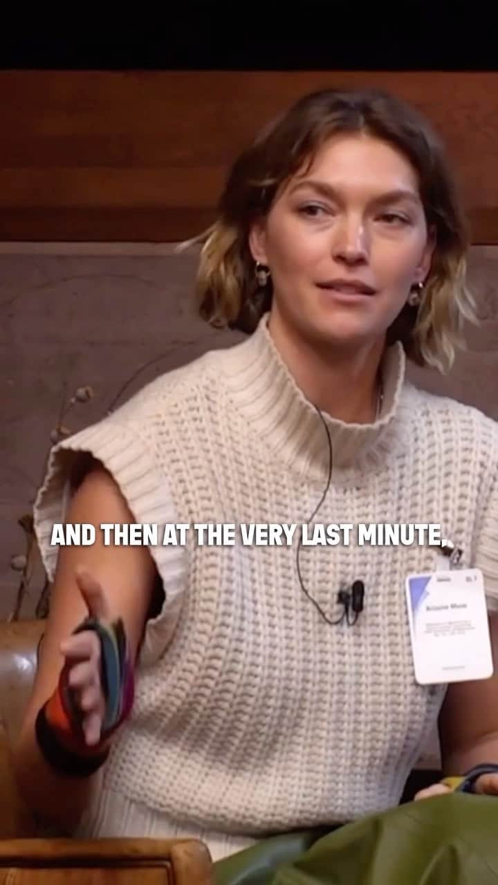 アリゾナ・ミューズのインスタグラム：「Why I decided not to launch a sustainable fashion brand…  🎙️ Talking all things biodynamic fibres and textiles at @goetheanum_en」