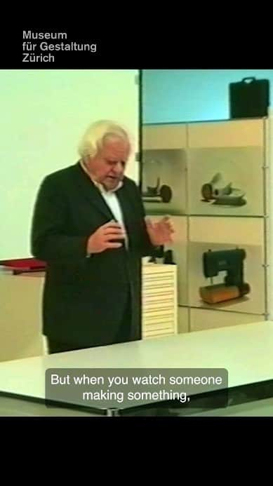 アクリスのインスタグラム：「Willy Guhl's teaching  Design objects played an important role in Willy Guhl's teaching. He selected good and bad examples of watering cans or slingshots in order to vividly convey functional, constructive, or aesthetic criteria.  #willyguhl #thinkingwithyourhands #productdesign #modern #design #museumgestaltung #zurich #art  Video: @schwarzpictures_com」