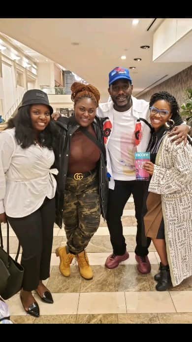 テヨナ・パリスのインスタグラム：「Had a bomb weekend out with my gals to see the ever talented (and @naacpimageawards WINNING) @katorihall's 'Hot Wing King' @alliancetheatre !!!   If you're in ATL this is the last weekend to go check them out before the show closes!! Wonderful ensemble aaaand i could watch (@naacpimageawards WINNING) @alldaynicco in any and errthang he does!! CONGRATULATIONS and Happy Closing Weekend!!」