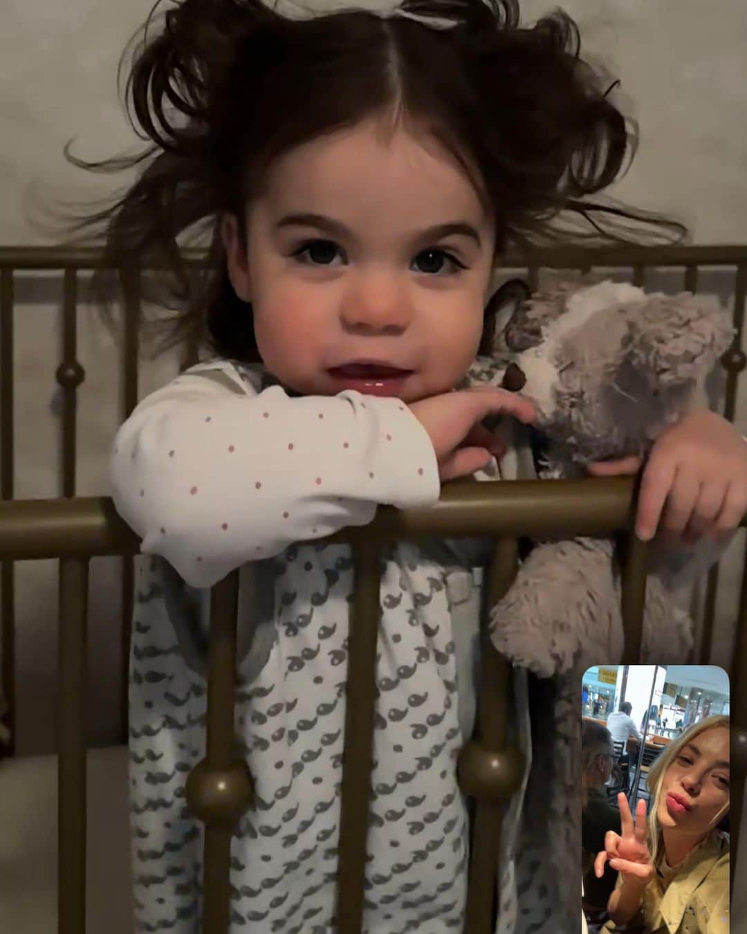 アシュレイ・ベンソンのインスタグラム：「I  love you tooooo much my sweet baby」