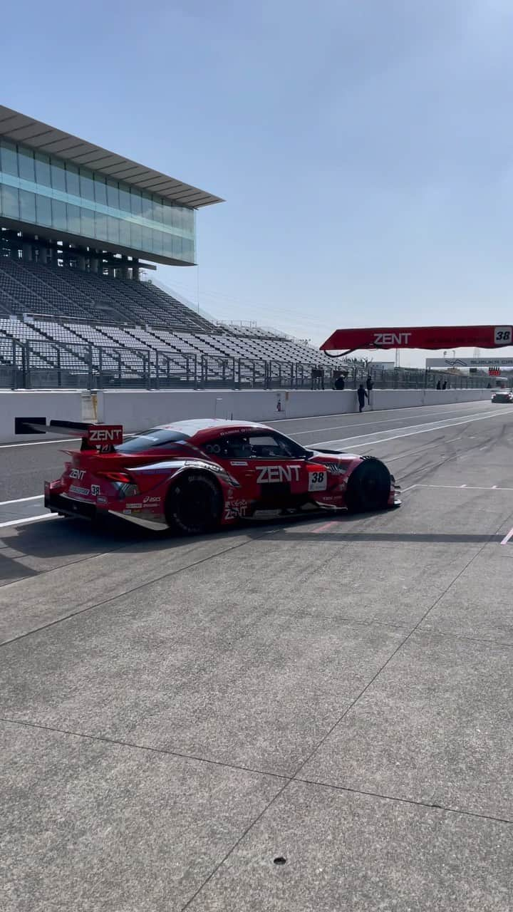 石浦宏明のインスタグラム：「SUPER GT test day2 #supergt  #suzuka」