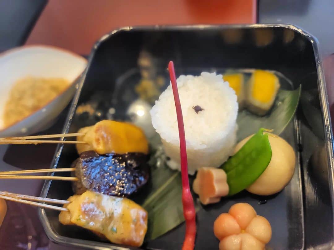 永吉令奈のインスタグラム：「美味しかった生麩と湯葉のコース料理😊🙏✨️  大会から体重が2.5kg増え、代謝が元に戻ったと思うのでまた減量開始🙂  この季節から減量する人が周りに増えてきて嬉しい🤣  一緒に頑張りましょう👼」