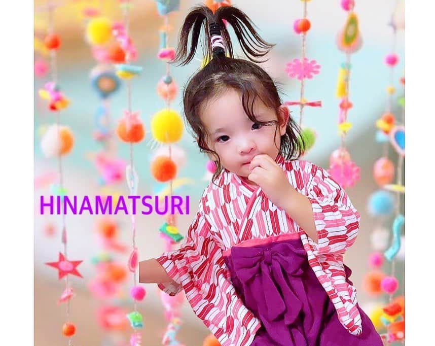 miniさんのインスタグラム写真 - (miniInstagram)「HINAMATSURI🎎🌸💕   #桃の節句 #ひなまつり#ひな祭り #雛祭り #hinamatsuri #kimono #hakama #2歳8ヶ月」3月3日 10時54分 - mini.stagram