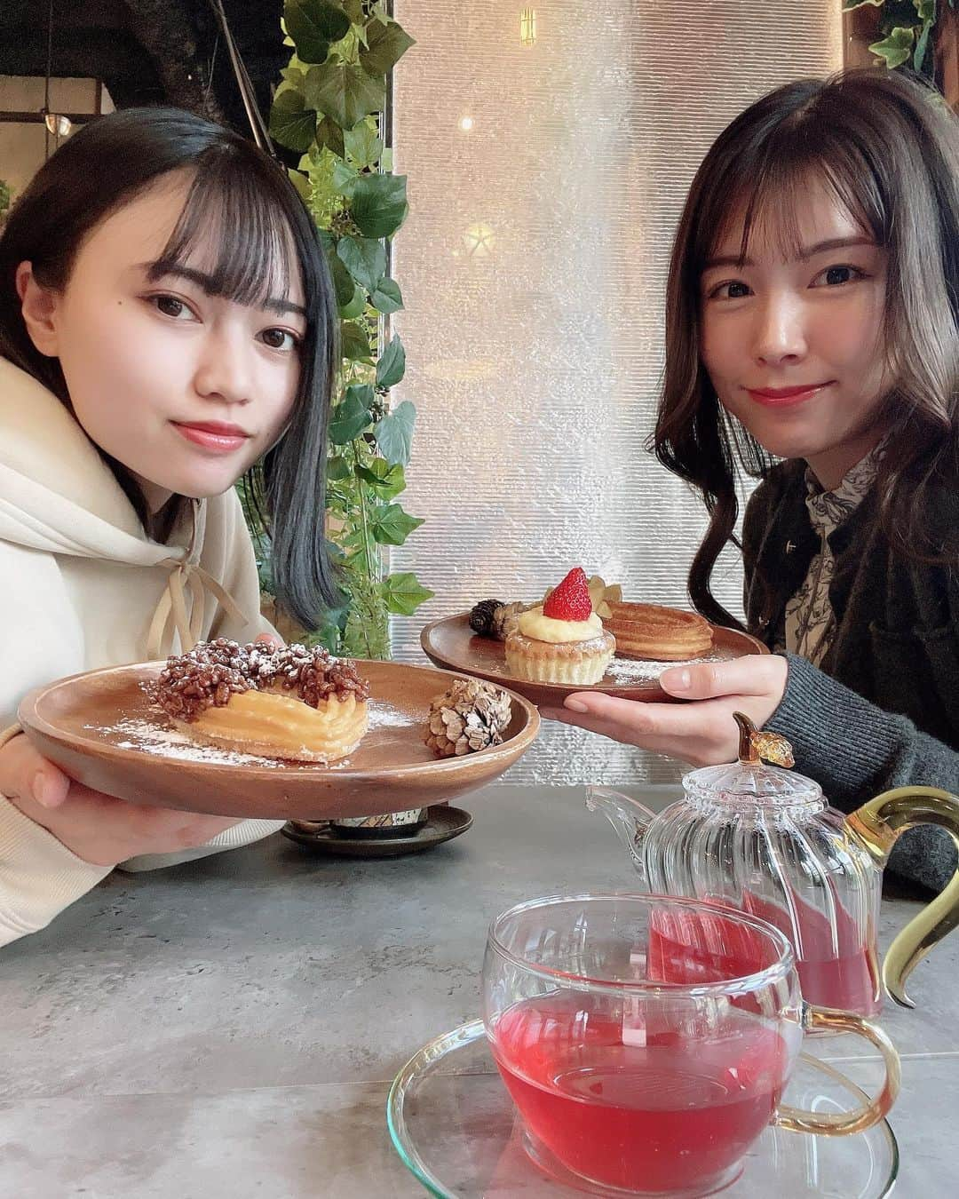 西山野園美さんのインスタグラム写真 - (西山野園美Instagram)「××  麻衣愛ちゃんと米粉スイーツがあるカフェ行ってきた時の😄 すごいしゃべった！  米粉のチュロスすごくおいしかった〜〜  麻衣愛ちゃん写真撮るの上手い！いっぱい撮ってもらった！ありがとうねえ〜  次はどこの米粉スイーツ食べようかね〜〜🤭  × × ×  #米粉カフェ #米粉スイーツ #米粉チュロス #avan #渋谷 #photooftheday #instagood #love #nature #selfie #followme #instafood #lovelife #japanesgirl #follow」3月3日 10時48分 - nozoccho