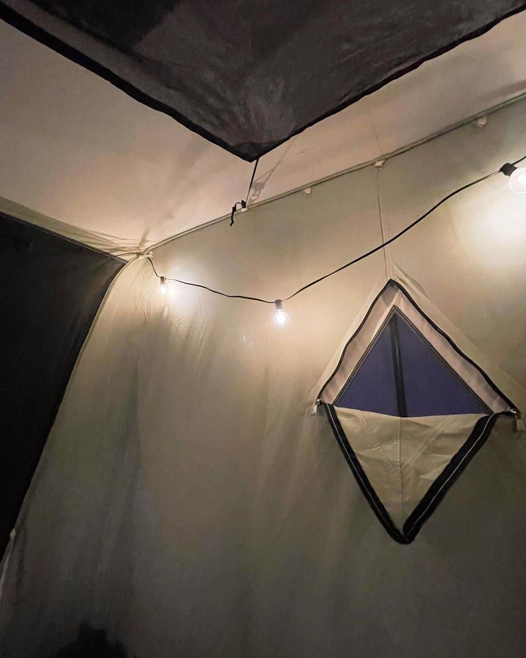 瀬口かなさんのインスタグラム写真 - (瀬口かなInstagram)「こないだのキャンプ🏕  南阿蘇あぐりキャンプ場  まだ夜は寒いのでテントの中でおこもりキャンプでした！ ⁡ 初めて行ったけど景色も炊事場もお手洗いも綺麗で気持ちよくて最高でした🥹✨ ⁡ ⁡ #camp #キャンプ #キャンプギア #キャンプ好きな人と繋がりたい #キャンプコーデ #キャンプ道具 #キャンプ場 #熊本キャンプ #九州キャンプ #あぐりキャンプ場 #南阿蘇 #캠핑 #springbar」3月3日 20時56分 - seguchikana