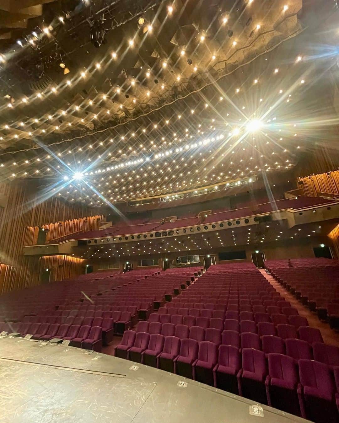 美弥るりかさんのインスタグラム写真 - (美弥るりかInstagram)「. 舞台「キングダム」 東京公演、無事に幕を閉じました！  初めての帝国劇場… 今までの歴史を感じながら その板の上に立てることに 日々感謝していました。  連日の温かいお客様、 本当にありがとうございました✨  次は大阪へ⚔🔥」3月3日 20時50分 - rurika_miya_official