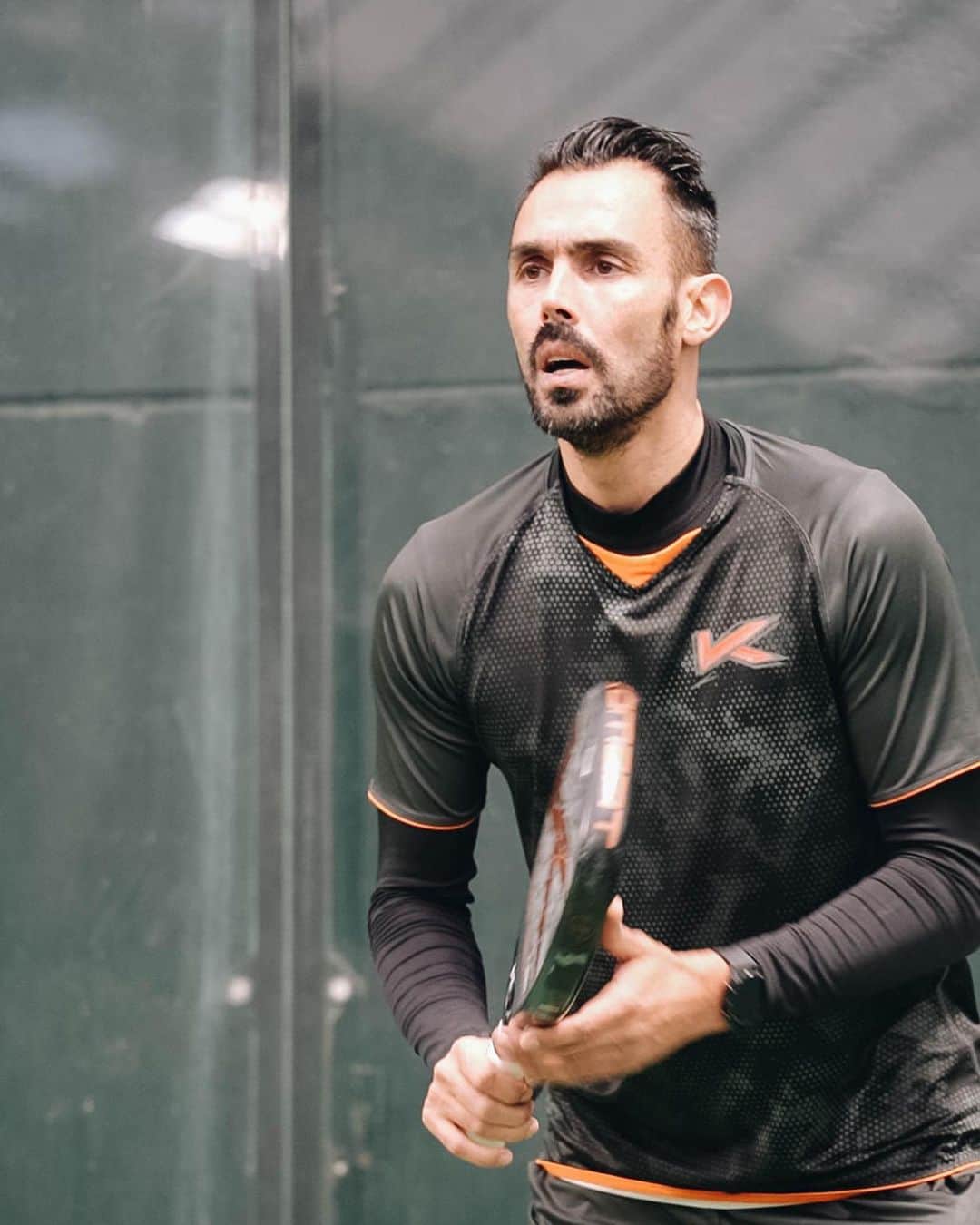 ジョルディ・コディーナのインスタグラム：「@kombatpadel」