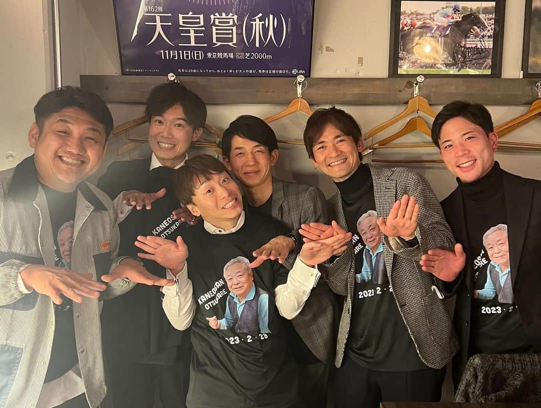 池添謙一さんのインスタグラム写真 - (池添謙一Instagram)「お疲れ様会  #池添厩舎#厩舎スタッフ #函館友達 #2次会 #ビタミンSお兄ちゃん #川島壮雄アナ #ありがとう #お疲れ様 #鶴留先生#師匠」3月3日 13時09分 - kenchan.0723