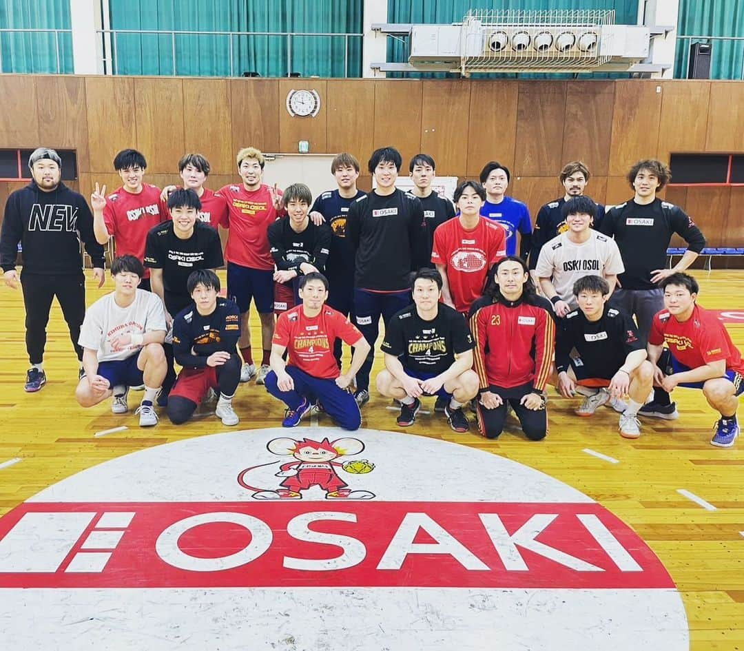 木村昌丈さんのインスタグラム写真 - (木村昌丈Instagram)「3/4(土)13:00〜 vsジークスター 今シーズンラストマッチ🤾‍♂️ 勝っても負けても6位は確定していますが、最後まで大崎らしく全力で戦います👍 元チームメイトたちには負けたくない😤 是非今シーズンラストマッチを会場で応援よろしくお願いします🙇‍♂️  #jhl#日本ハンドボールリーグ#handball#ハンドボール#osakiosol#大崎電気#gk#no12#木村昌丈#bennu#ジークスター東京#富士見市立市民総合体育館」3月3日 13時48分 - masatake.k