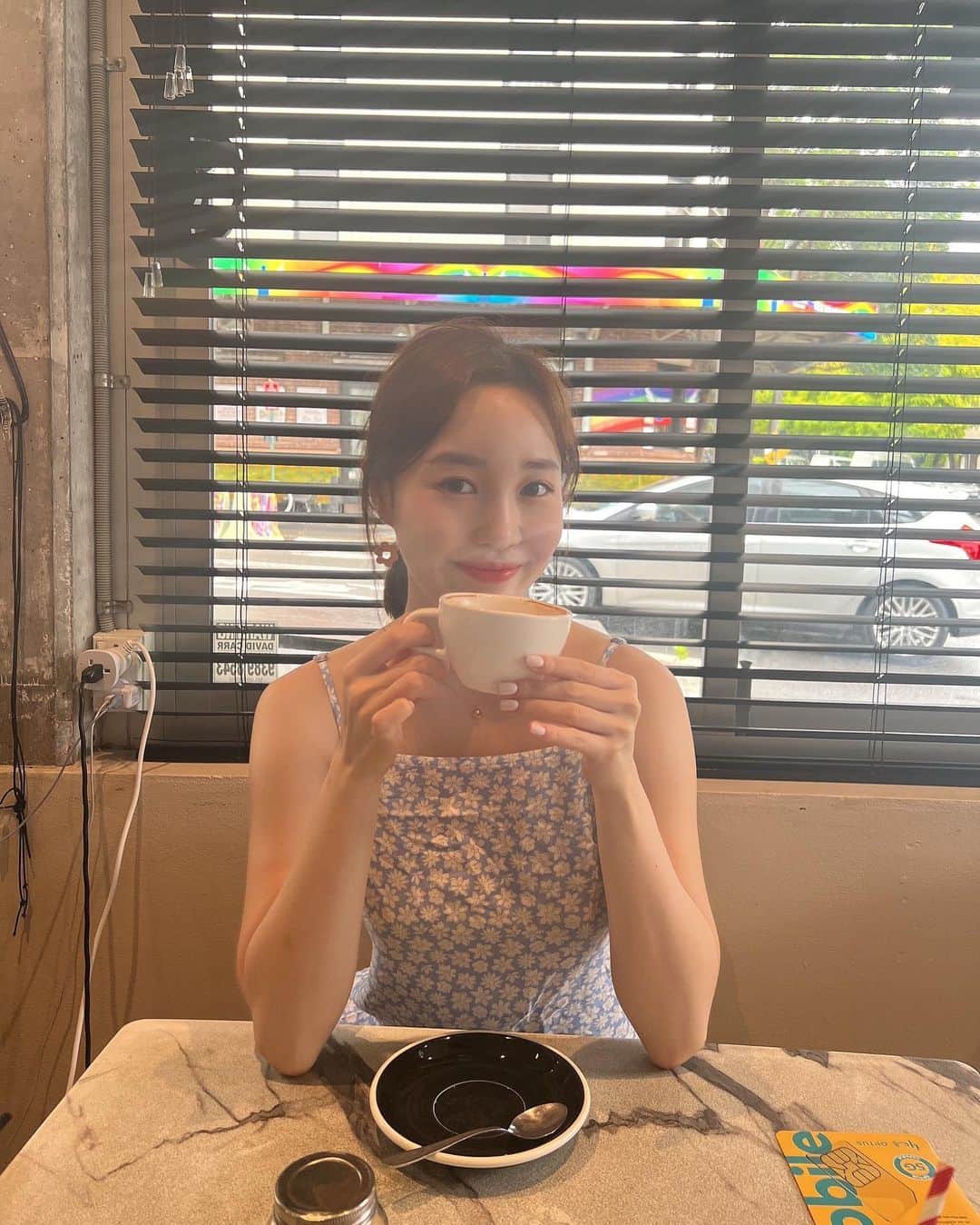 パク・ソヨンのインスタグラム：「Sydney coffee shop vibes ☕️🇦🇺 . . photo by @s_umi__」