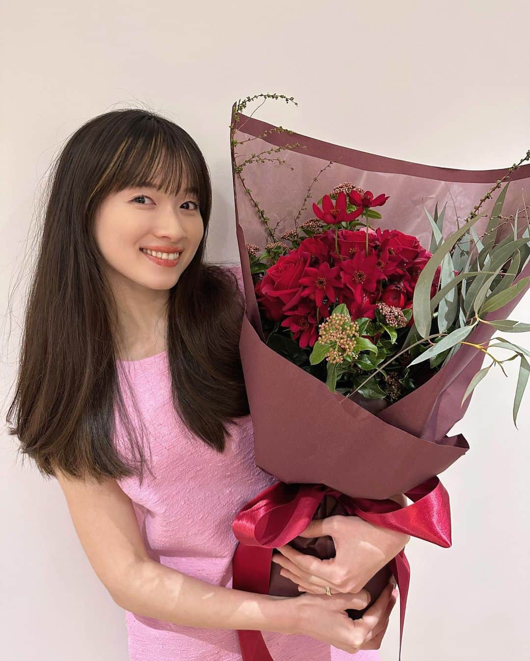 久保雄司のインスタグラム：「03.03 ✨🎎✨  毎日幸せをありがとう🌹」