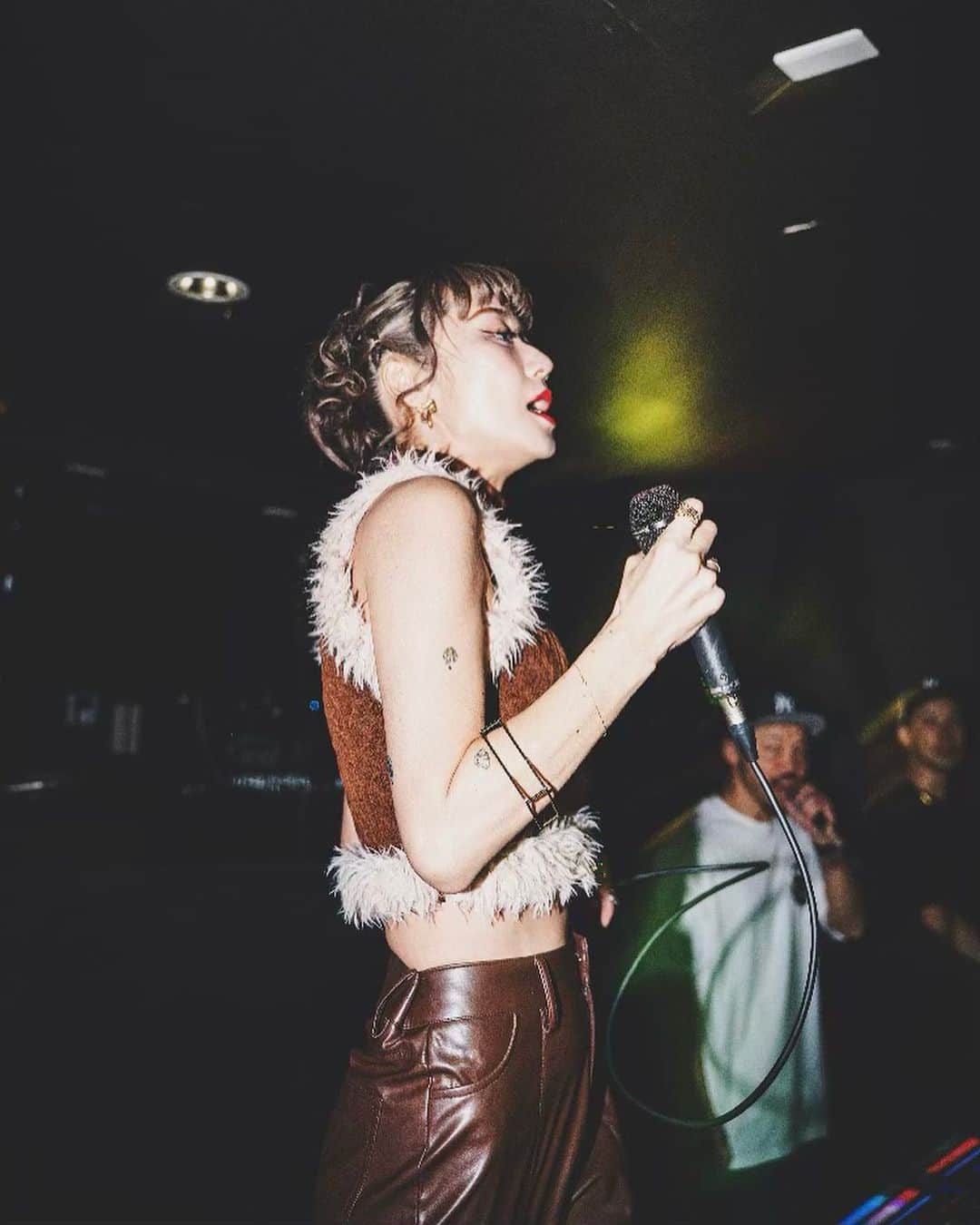 のインスタグラム：「Arigatou Kumamoto ❥ “火の国” was literally on “FIRE”.  📷1-8 @f.f.h.k.2018 🙏🏻 #Dancehall #Japan」