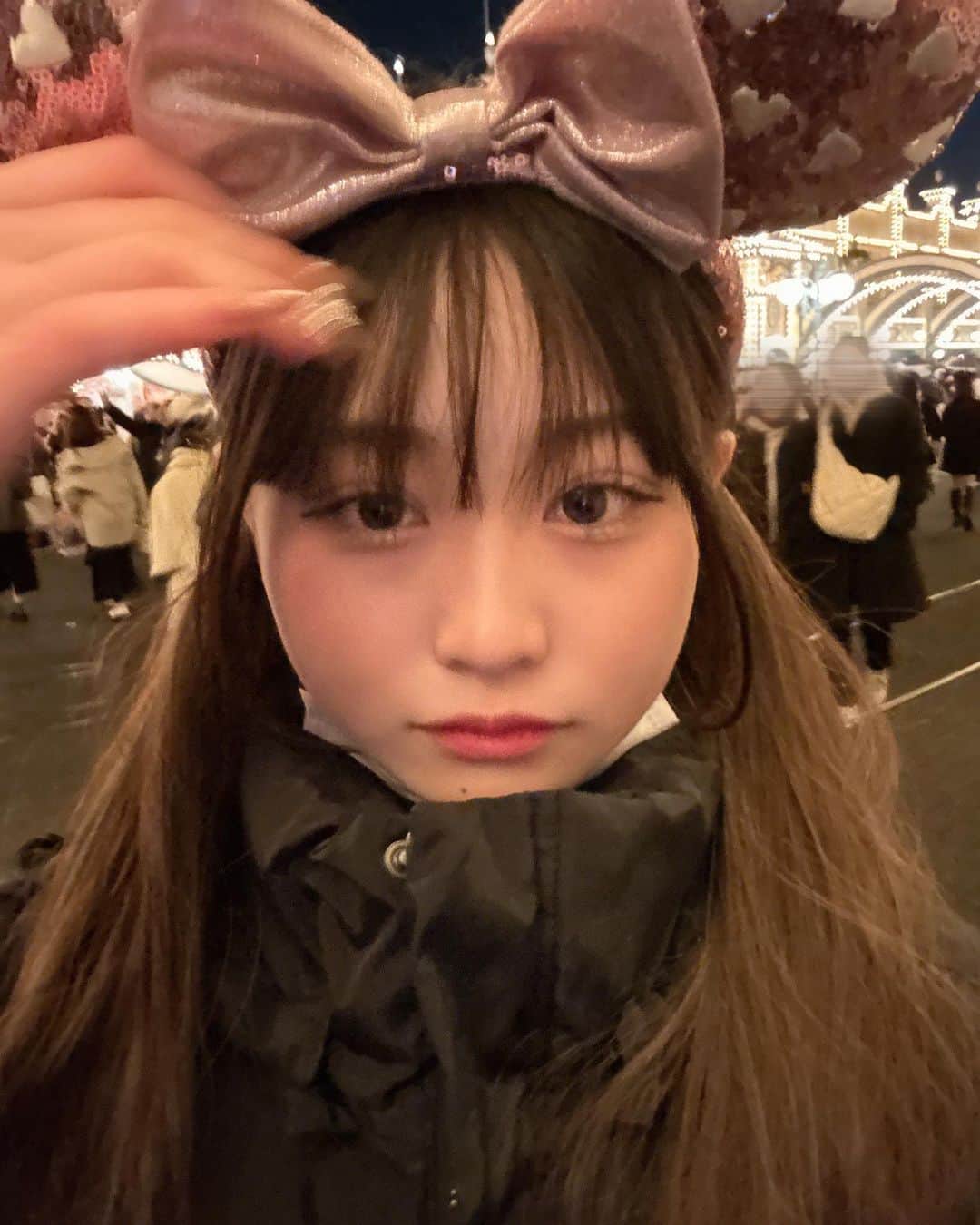 古園井寧々のインスタグラム：「古園井寧々16歳になりました💓💓  あとちょっとでfjkもおわっちゃうしかなしー( ; _ ; )ほんとに今日終わってほしくなさすぎる(^_^)！！！ ・ ・ ・  #07  #ディズニーシー  #disneysea  #誕生日」