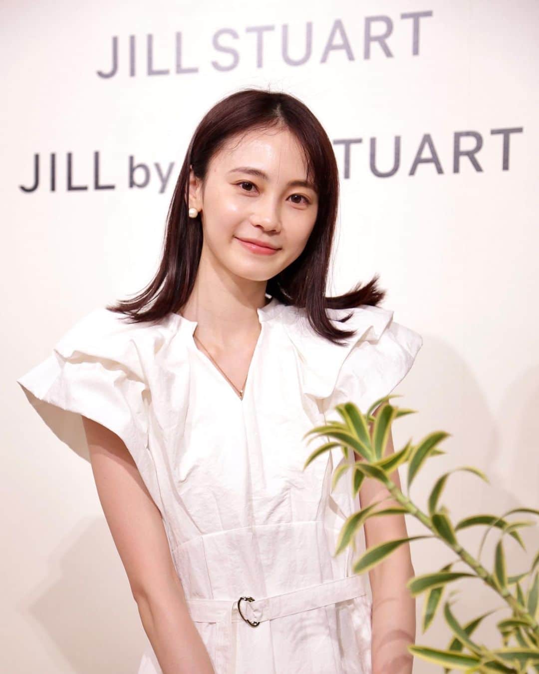 酒井結加のインスタグラム：「JILL STUART展示会💐  @jillstuart.jp   2023年SSの展示会に 行ってきました♡ リブランディングされてから より大人っぽくなって 素敵なアイテムが沢山♪  オーダーした春アイテムが 届くのが今から楽しみです🌸  #JILL_23SS #JILL_23summer #JILLSTUART #ジルスチュアート」