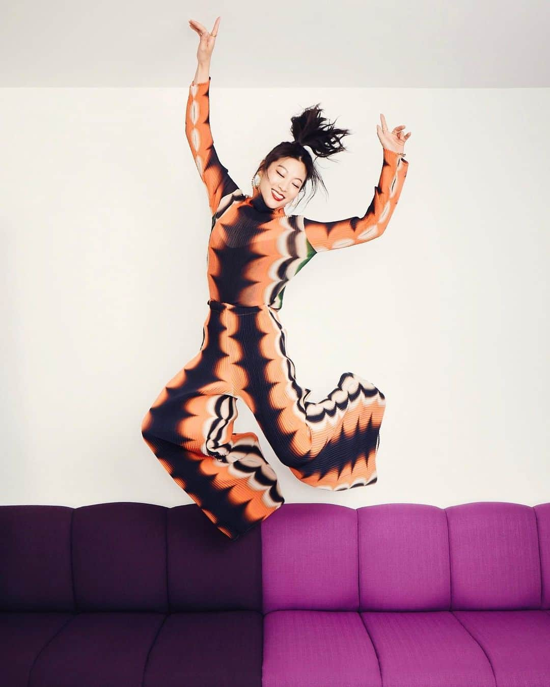 アーデン・チョーさんのインスタグラム写真 - (アーデン・チョーInstagram)「Jump? How high?」3月4日 6時29分 - arden_cho