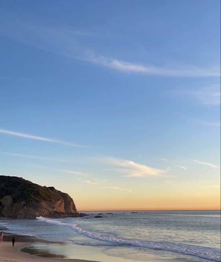 マリブシャツのインスタグラム：「Aloha Friday 🌅」