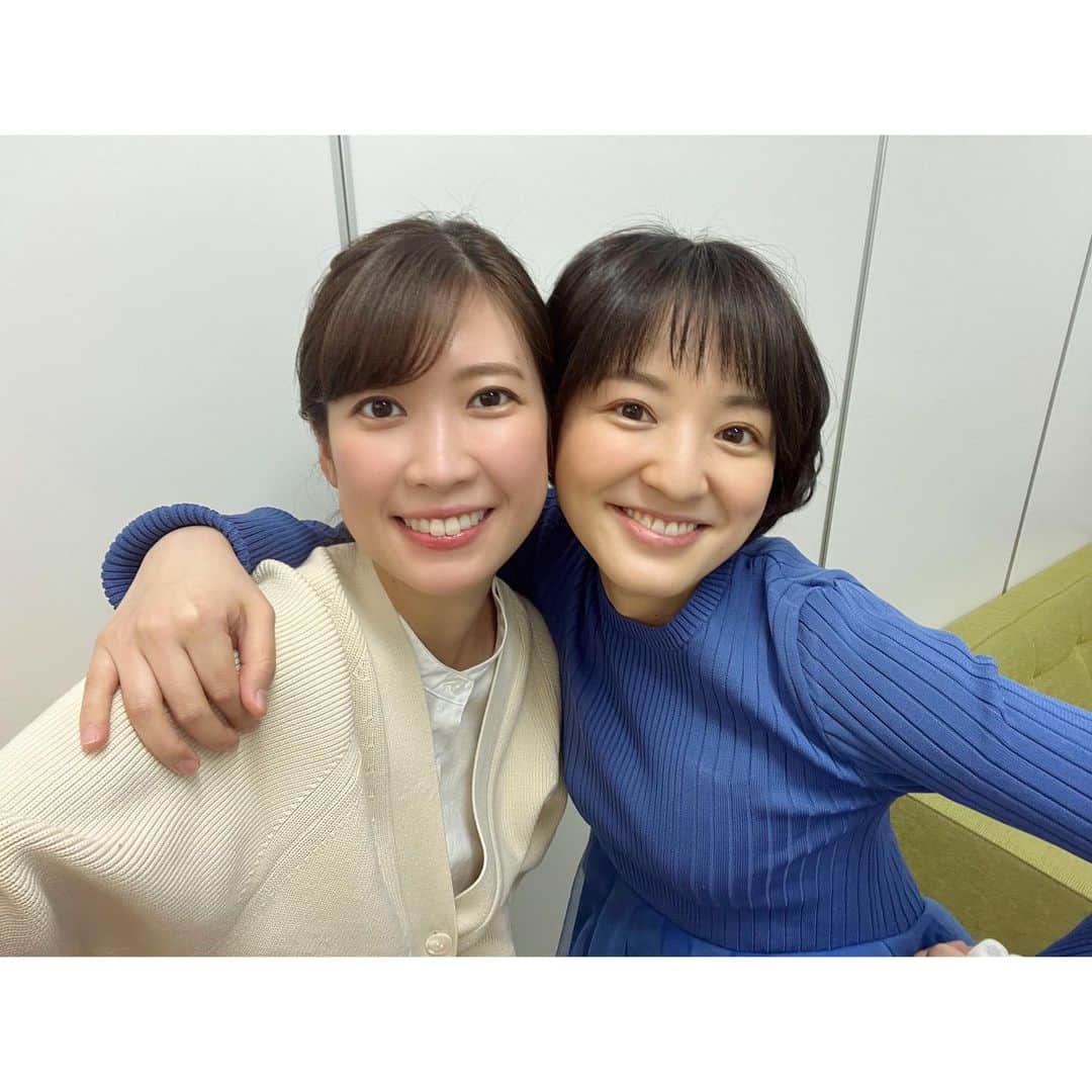 玉巻映美のインスタグラム：「. 温子 @atsuko_fujibayashi とYouTube撮影🤳 普段の私たちの素のやり取りが そのまんま出ている感じです🤫笑 プロの照明さんの技ってすごいなーーー！ という企画になっています👏 私たち２人のポンコツぶりにご注目😂 MBSアナウンサー公式YouTubeチャンネルにて！ #同期 #同期コンビ #ウラオモテレビ」