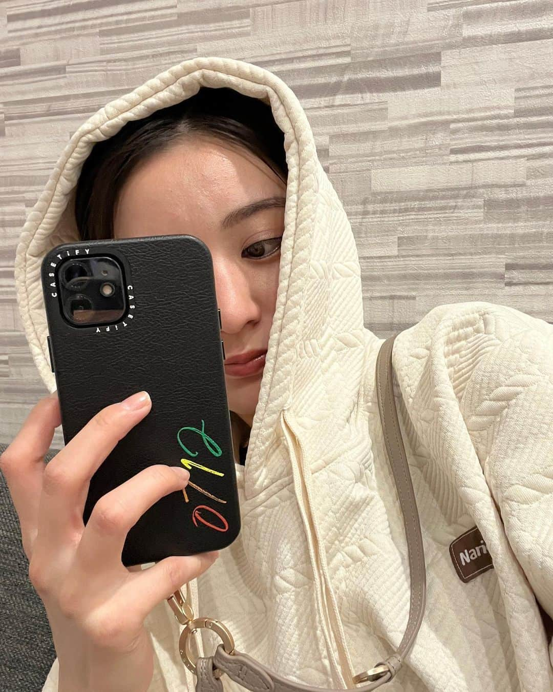 海外ファッション通販【sroku】さんのインスタグラム写真 - (海外ファッション通販【sroku】Instagram)「* new iPhone case 💜🤍 　 　 大好きな @casetify_jp ♡ 愛用してます🥰 　  @CASETiFY  #CASETiFY #ShowYourColors #スマホショルダー #iPhone14」3月3日 22時39分 - faya52__