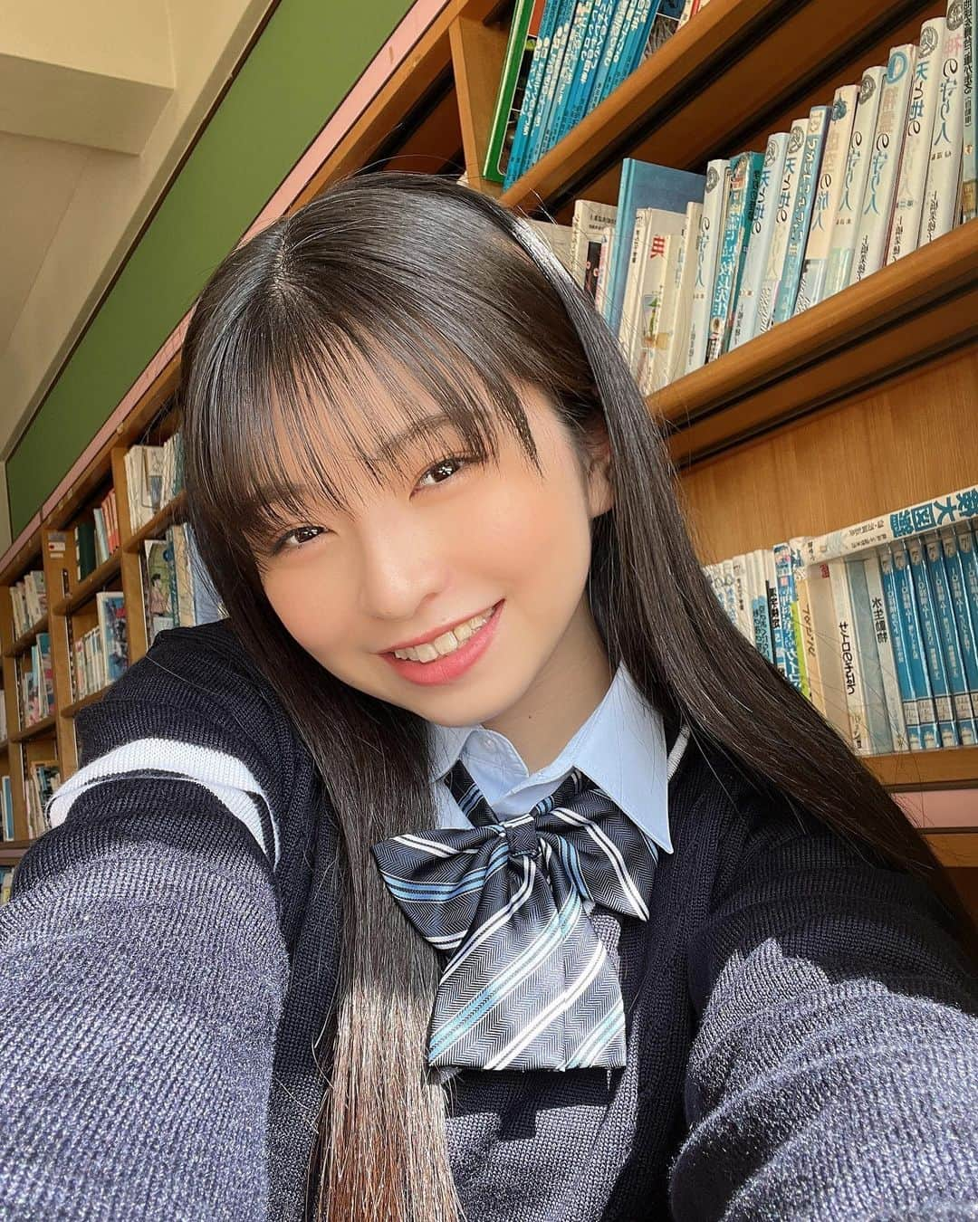 佐々木ほのかさんのインスタグラム写真 - (佐々木ほのかInstagram)「太陽☀️ #アプガ2 #太陽 #制服 #学生 #06 #冬 #黒髪ロング」3月3日 22時40分 - honoka_sasaki_uug2ki