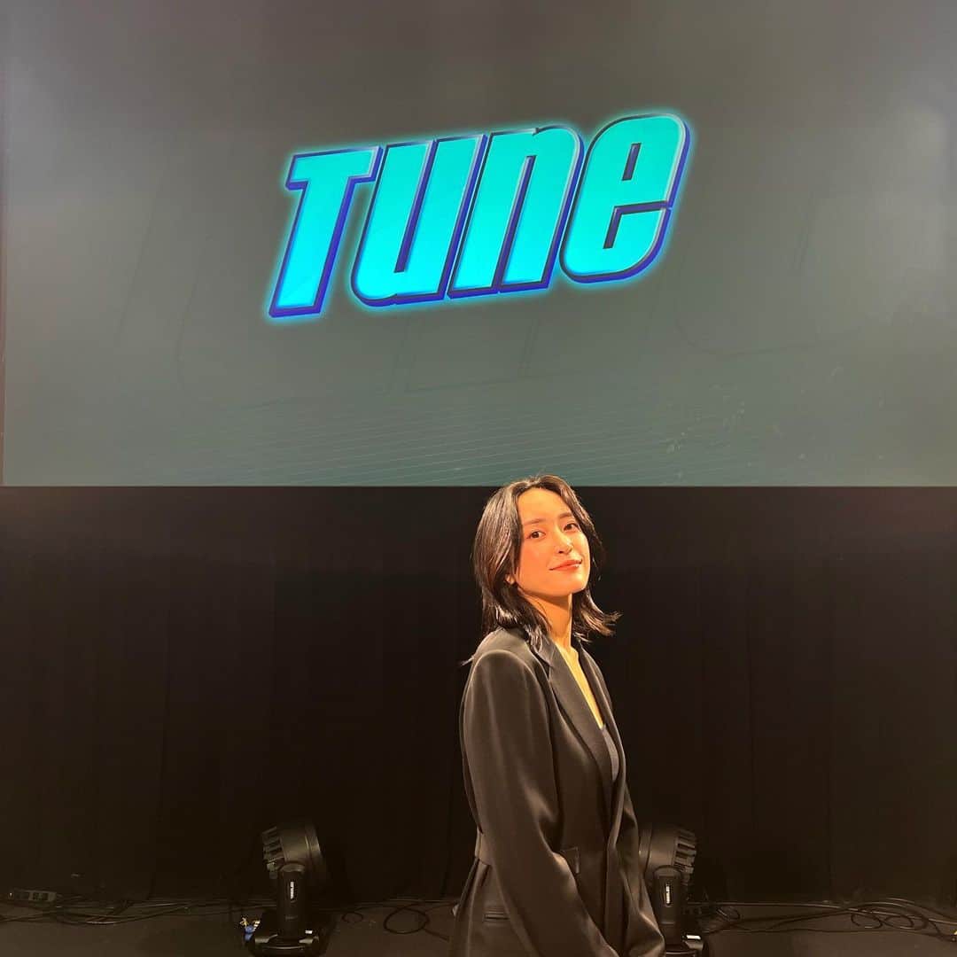 ほのかりんのインスタグラム：「昨日のtune、インタビュートーク見て頂けましたでしょうか 来週のTuneでは #春が来るわ を歌わせてもらいました🌸 是非見てくださいね🫶🏻  【番組詳細】3/9(木) 26:55～ #フジテレビ 音楽情報番組「TUNE」 fujitv.co.jp/tune/index.html」