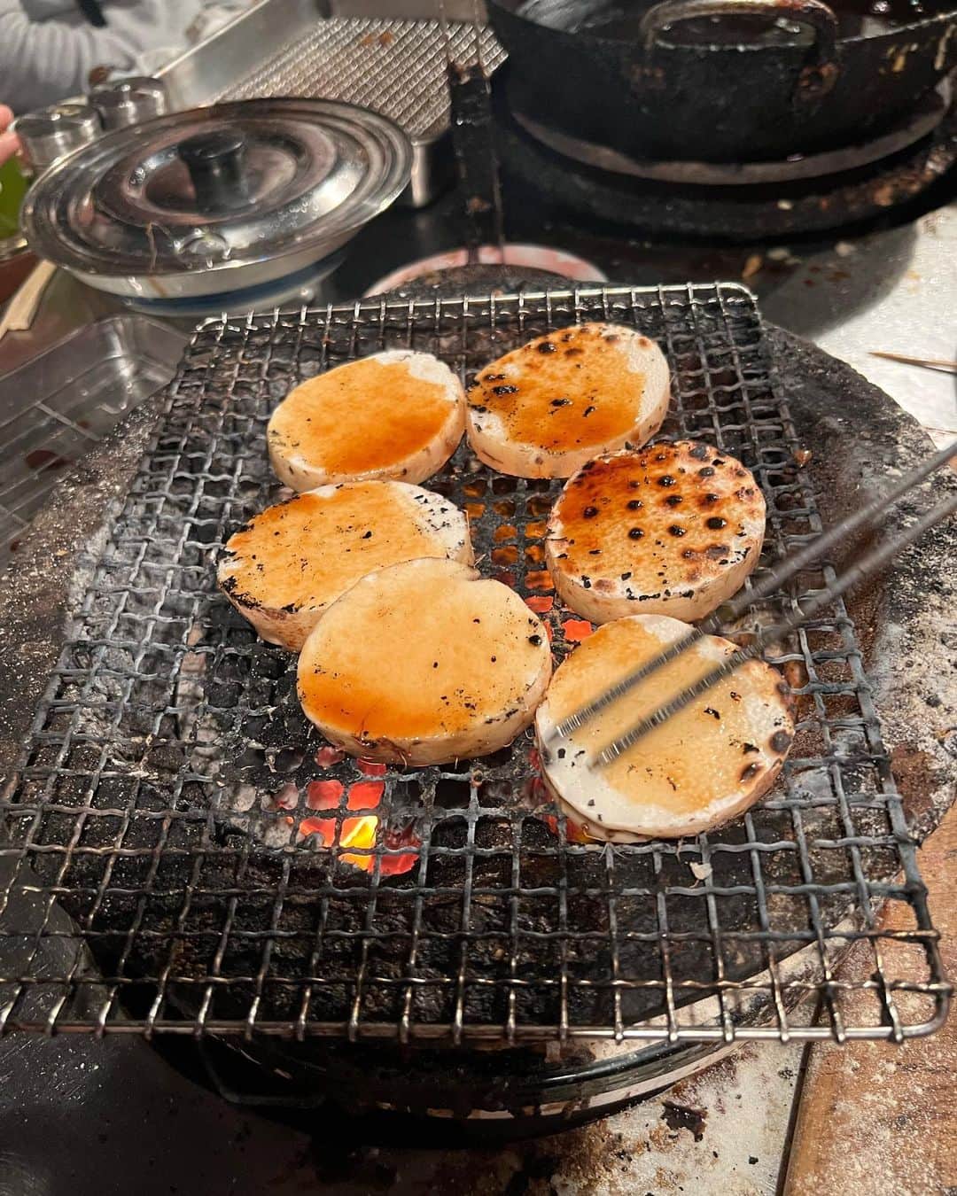 岸本加世子さんのインスタグラム写真 - (岸本加世子Instagram)「牡蠣が間も無く終わるので三河屋へ直行。#三河屋」3月3日 23時24分 - kayokokishimoto