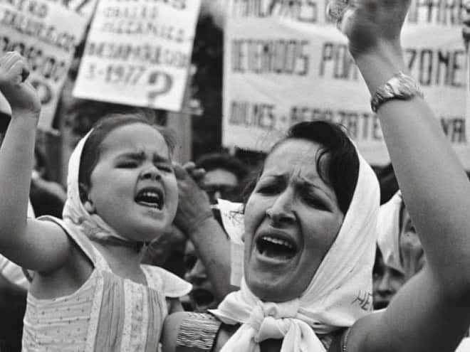 ペドロ・パスカルさんのインスタグラム写真 - (ペドロ・パスカルInstagram)「Mothers went to the streets to scream on behalf of their children disappeared to a bloody military regime. No other country in the world at that time had taken on their genocidal leaders to expose their crimes and demand justice. #Argentina1985 #AcademyAward nominated for this year’s Best International Feature Film.  @argentina.1985 @sanmitre @tylenolprincess @primevideo @primevideolat」3月4日 0時44分 - pascalispunk