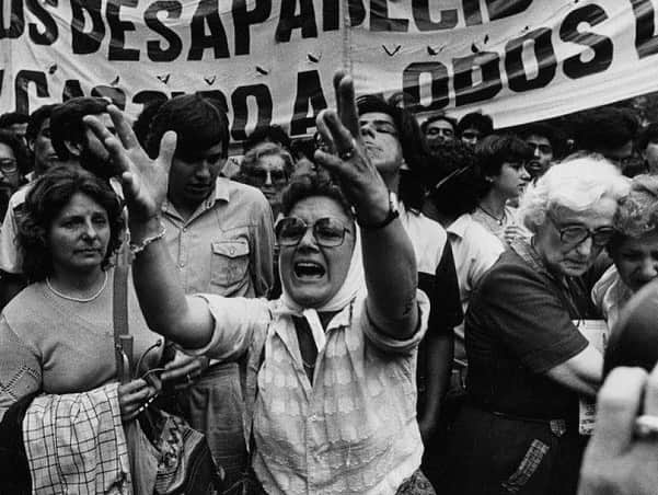 ペドロ・パスカルさんのインスタグラム写真 - (ペドロ・パスカルInstagram)「Mothers went to the streets to scream on behalf of their children disappeared to a bloody military regime. No other country in the world at that time had taken on their genocidal leaders to expose their crimes and demand justice. #Argentina1985 #AcademyAward nominated for this year’s Best International Feature Film.  @argentina.1985 @sanmitre @tylenolprincess @primevideo @primevideolat」3月4日 0時44分 - pascalispunk