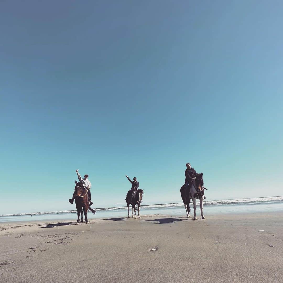 三ツ井裕美のインスタグラム：「最高に気持ち良すぎたーーー✨✨✨  #いつかの乗馬体験 #1年半越しのリベンジ」