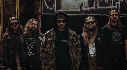 マイケル・マラーキーのインスタグラム：「⚔️ANNOUNCEMENT⚔️  Been tough to keep this quiet, but I’m pleased to announce that I’ve joined the band Burial Clouds as their frontman. We’ve got our debut LP in the kennel and are looking forward to releasing it into the wild this spring.  “With roots firmly planted in the heavy metal traditions of the Pacific Northwest, Burial Clouds offer an emotional soundtrack to the human experience of life in a decaying empire.  Drawing influences from Doom, Grunge, Psychedelia and Post-Metal, Burial Clouds' well crafted songwriting is ambitious in sonic scope. Heavy without being cliched, complex without falling into self indulgence and epic without pretension. Expansive, evocative, cinematic.”  Our first single is dropping NEXT FRIDAY and our first shows together are later this month.  We are also v stoked to be joining the already stacked lineup at @arctangentfestival this fall.  3/25 Seattle, WA (Substation) w/ @loweryourhead, @glasghote_pdx, @reburied_death 3/26 Portland, OR (High Water Mark) w/ @loweryourhead, @glasghote_pdx 8/17 Bristol, UK @arctangentfestival   If this sounds like something you might dig, do us a solid and follow @burial_clouds for updates!  More next week…」