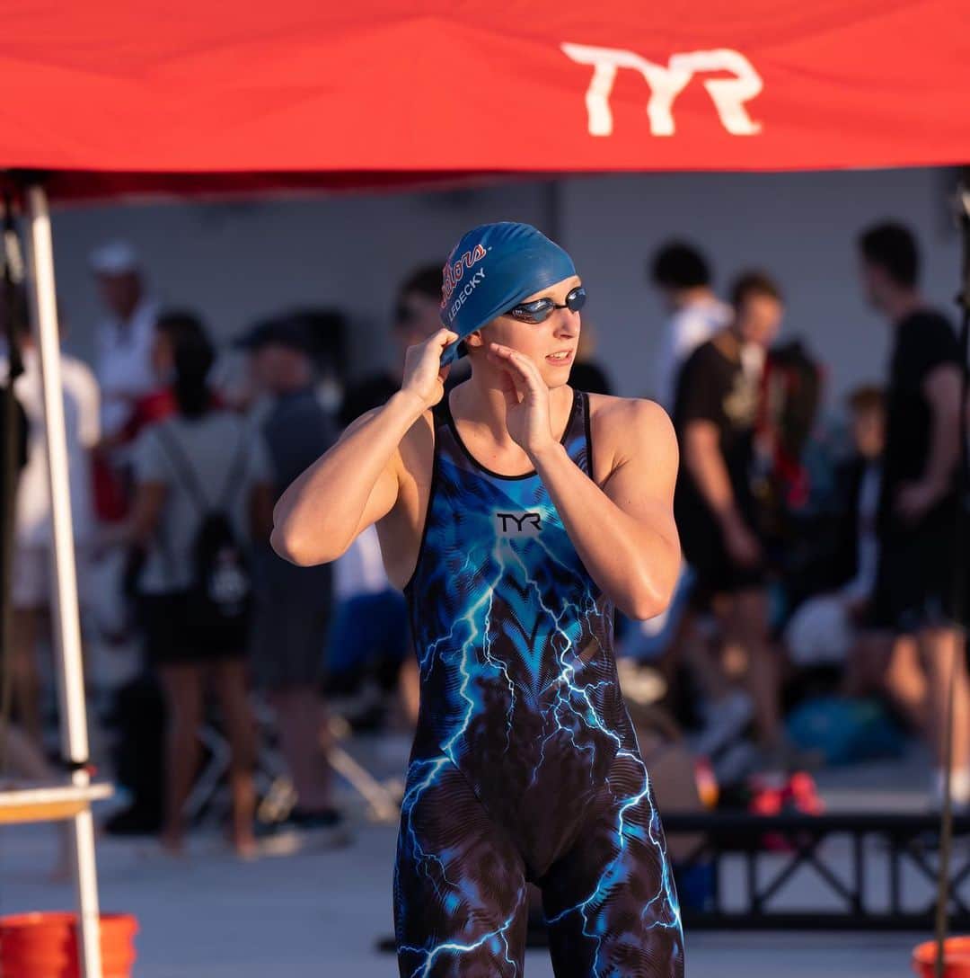 のインスタグラム：「Having a good time 🌴☀️  More racing ahead at the #TYRProSeries! 💪🏼🏊🏻‍♀️」