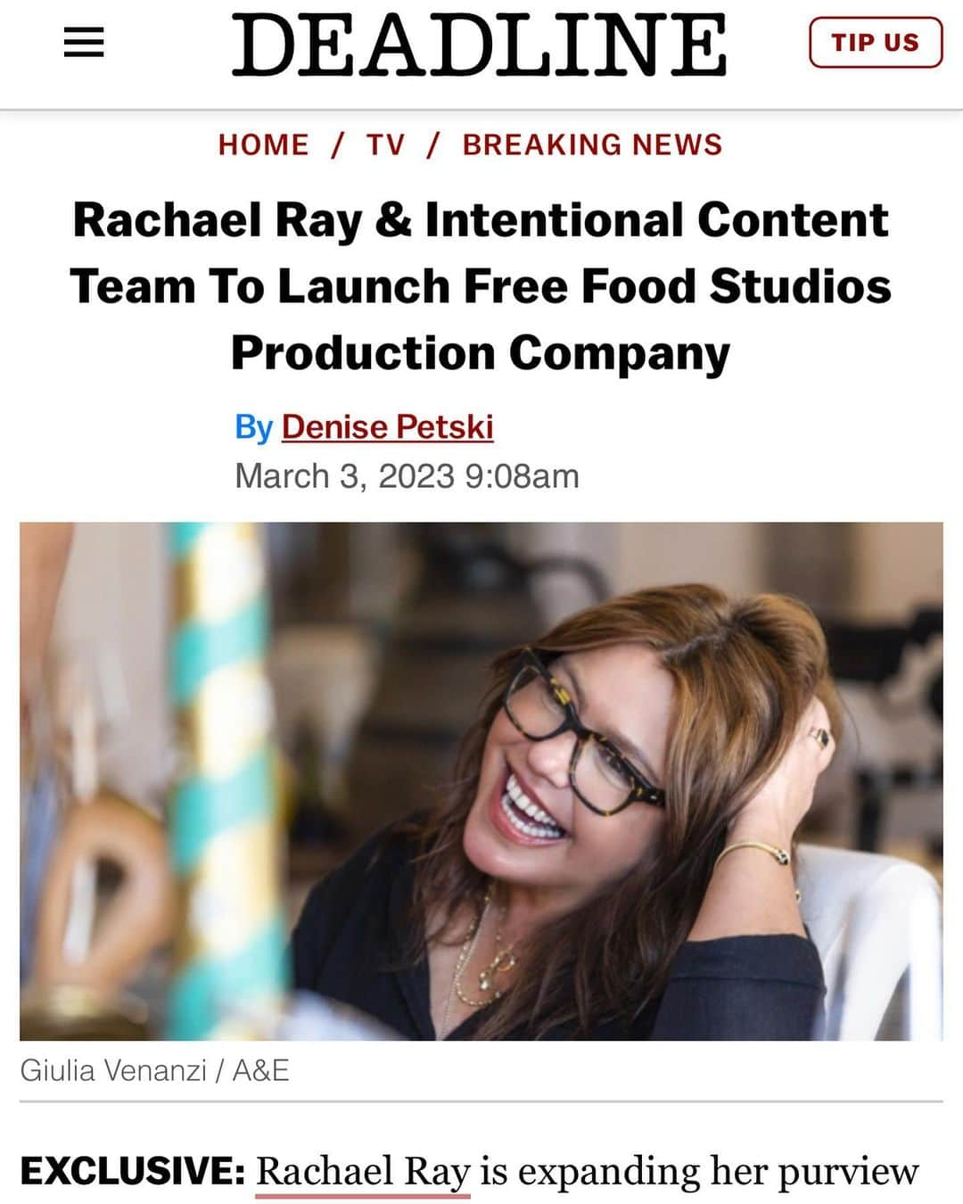 レイチェル・レイさんのインスタグラム写真 - (レイチェル・レイInstagram)「Extra, Extra, Read All About It 💪😉🗞️ @freefoodstudios @deadline  🎬 LET’S GO!!!」3月4日 4時36分 - rachaelray