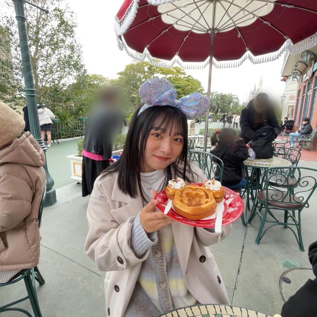 ありささんのインスタグラム写真 - (ありさInstagram)「ディズニー!♡ ´‐ ずっと食べたかったパンケーキ🥞   #ディズニー#ディズニーランド  #ディズニーコーデ」3月4日 15時14分 - ari_arisa528