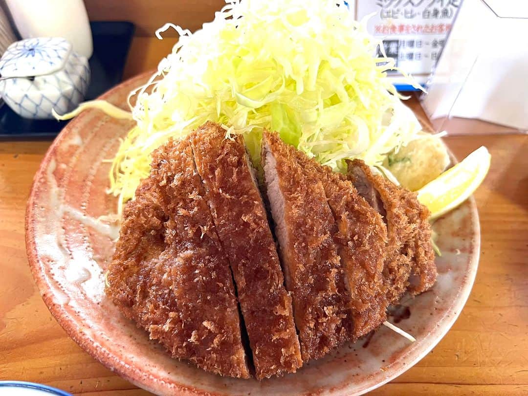 野口克也のインスタグラム：「燃費補給してから出撃。」