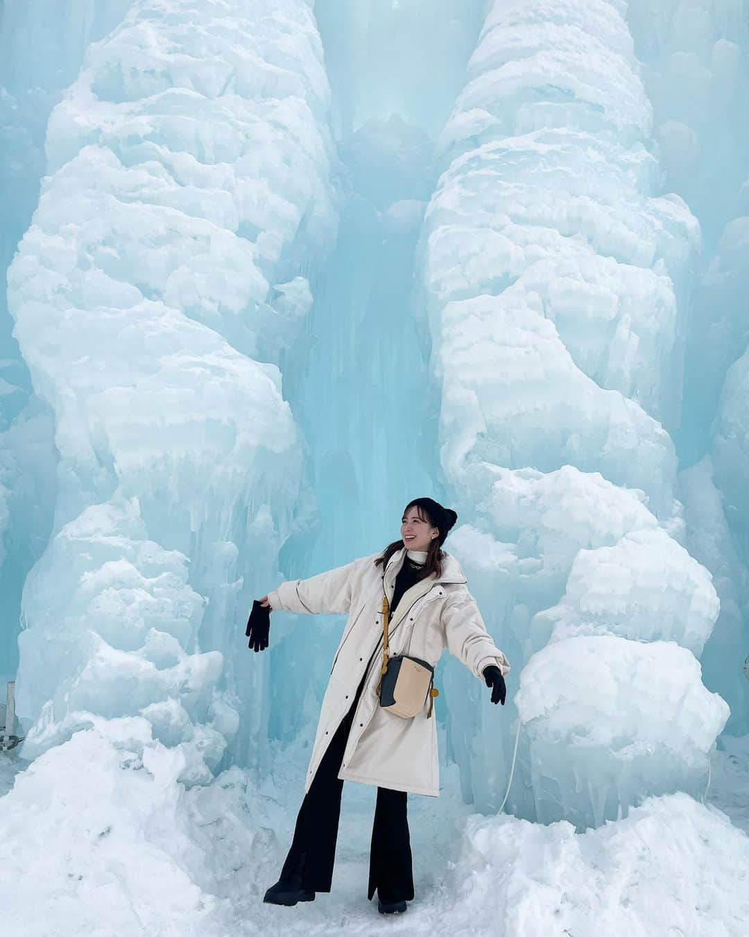 農海姫夏のインスタグラム：「初めての氷濤祭り🧊 ・ ・ #北海道#氷濤まつり」